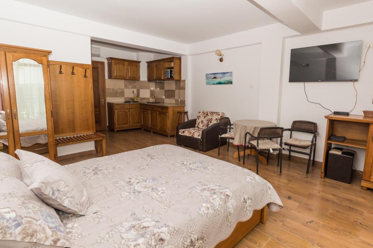 Vila Pe Plaja Nr 9 Сатурн Экстерьер фото