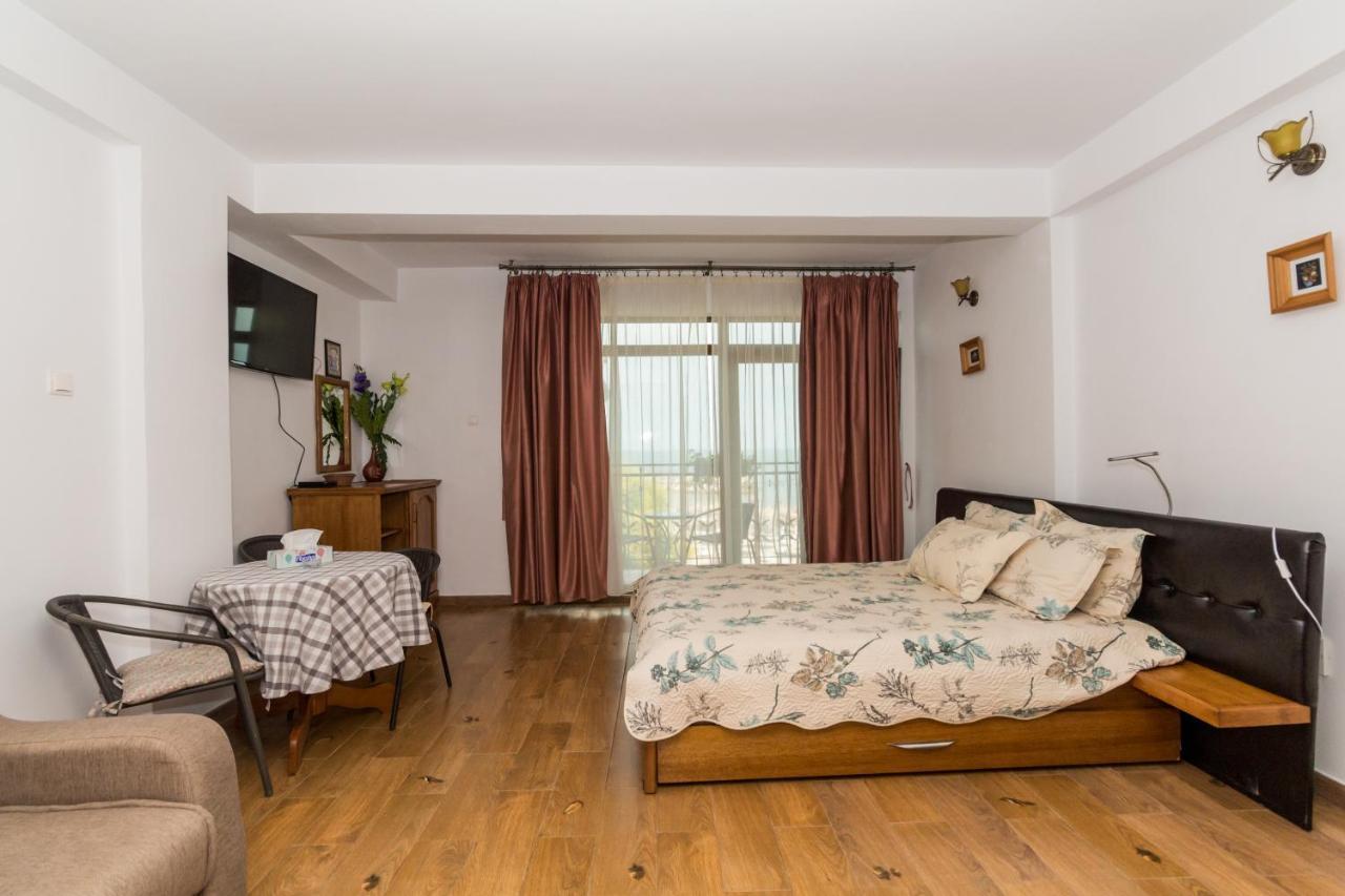 Vila Pe Plaja Nr 9 Сатурн Экстерьер фото