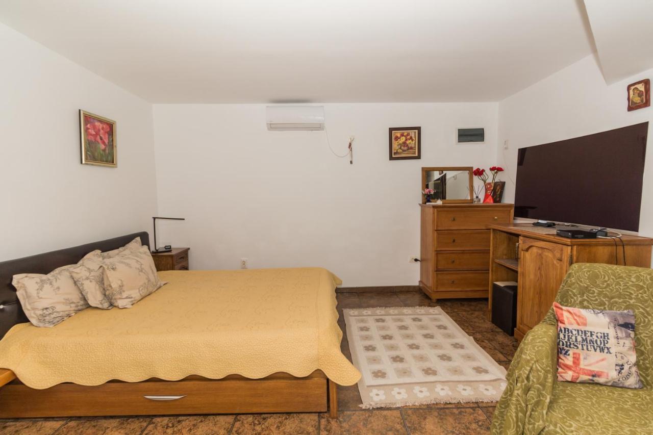 Vila Pe Plaja Nr 9 Сатурн Экстерьер фото